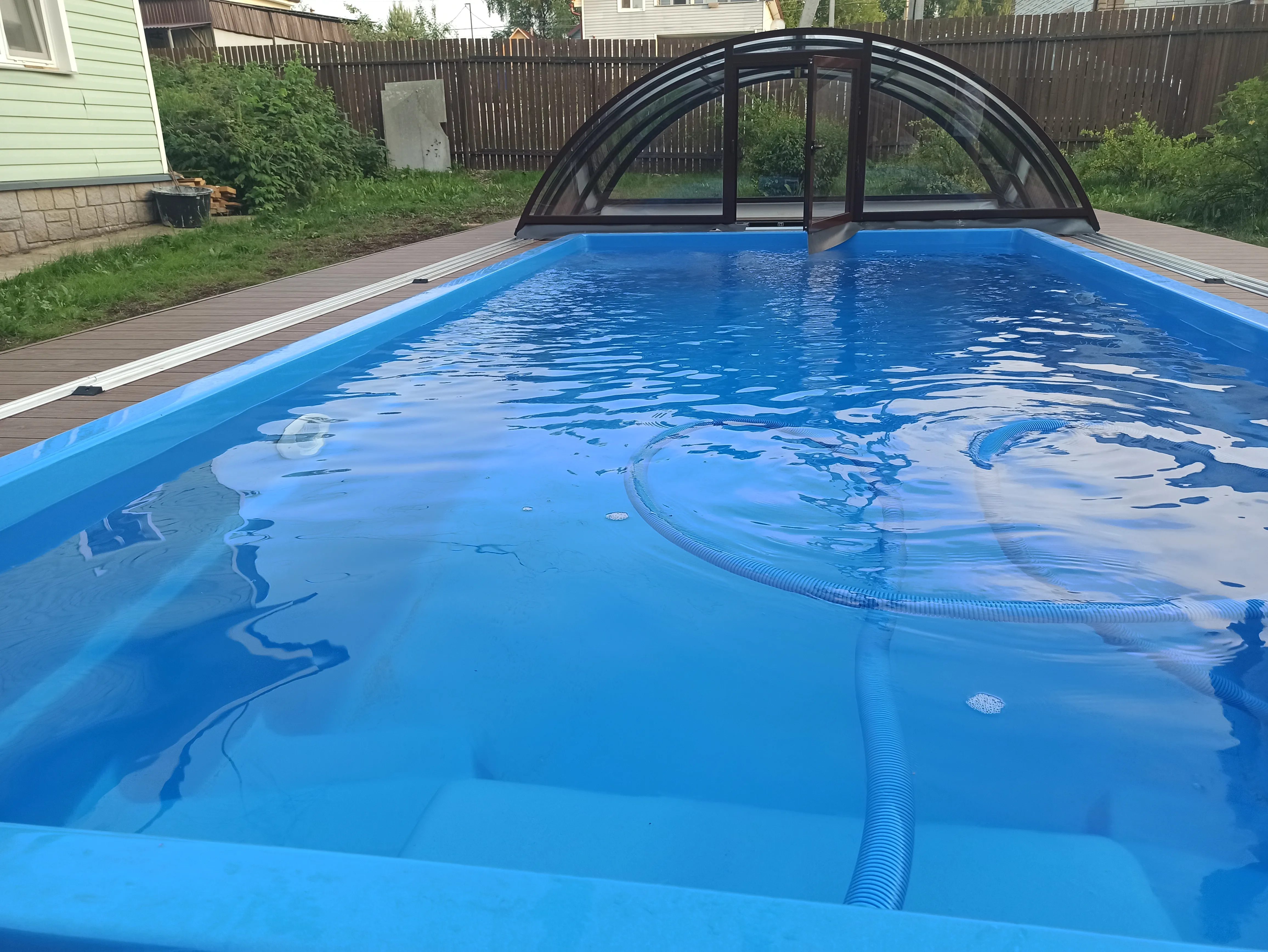 Открытый бассейн на участке